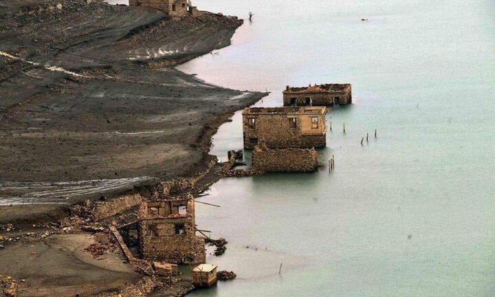 ΥΠΕΝ: 42 έργα αντιμετώπισης της λειψυδρίας άνω των 75 εκατ. ευρώ