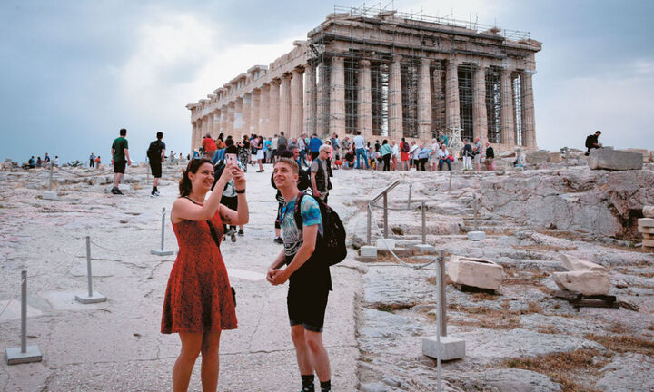 Ξεπέρασαν τα 36,66 εκατ. οι τουρίστες το ενδεκάμηνο – Αύξηση 4,4% στη μέση δαπάνη