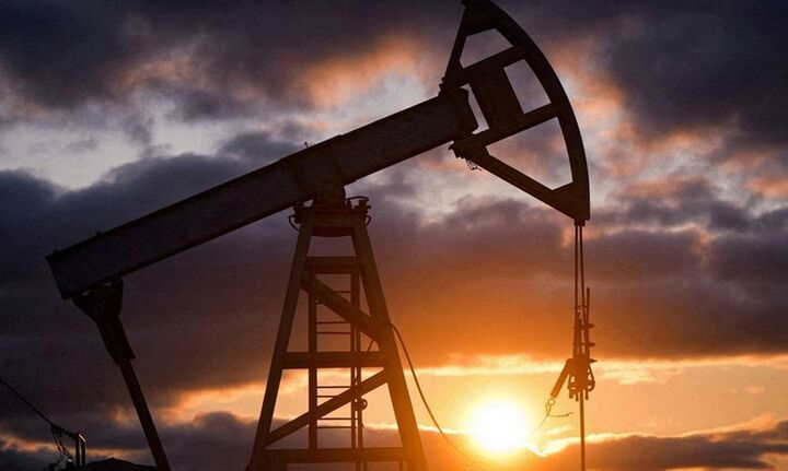 ΙΕΑ: Υπερπροσφορά πετρελαίου το 2026 παρά τις γεωπολιτικές αναταραχές