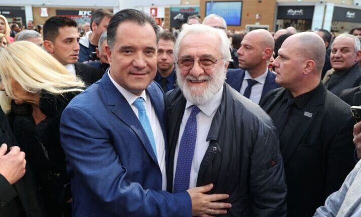 Άδωνις Γεωργιάδης: Πριβέ προβολή του… Καποδίστρια με γκουρμέ catering