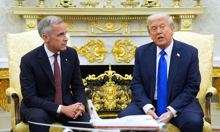 Ο Τραμπ απειλεί τον Καναδά με δασμούς 100% αν κάνει εμπορική συμφωνία με την Κίνα